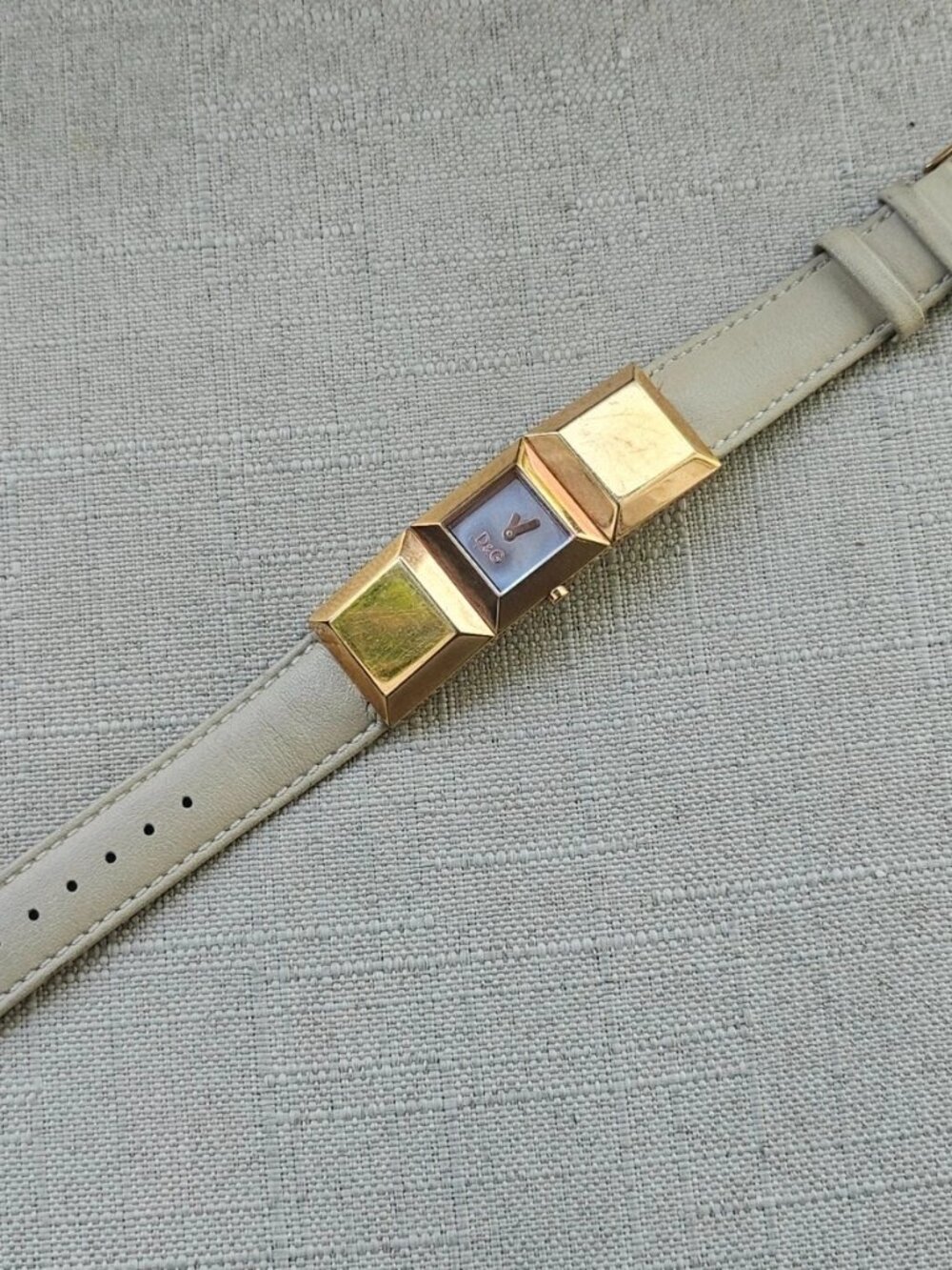 Dolce & Gabbana Women Wristwatch Analog Quartz MOP Face Watch Read desc - Picture 9 of 11